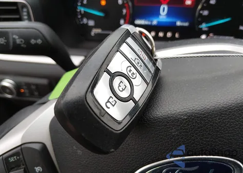 2021 Ford Explorer Xlt from USA, damaged, VIN 1FMSK8DH0MGA49693